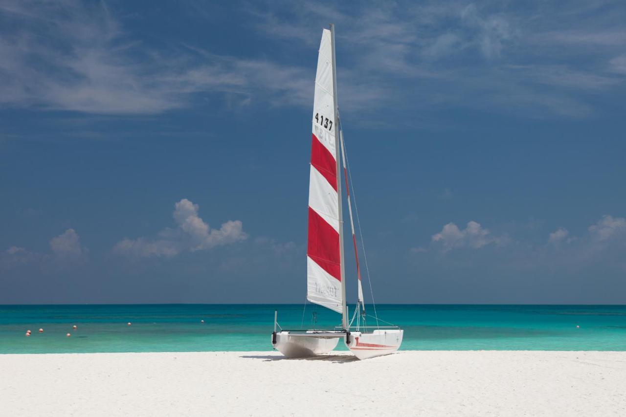 Innahura Maldives Resort Kurendhoo Exterior photo