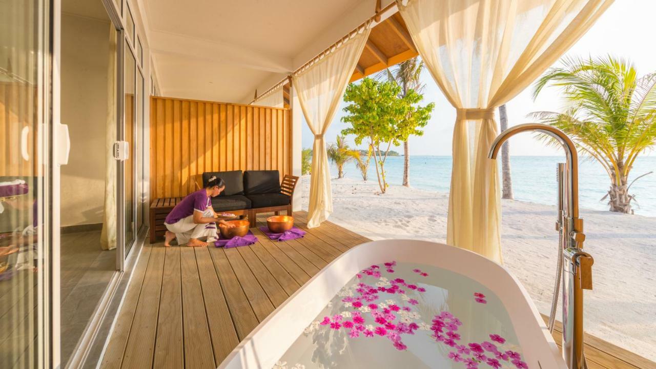 Innahura Maldives Resort Kurendhoo Exterior photo